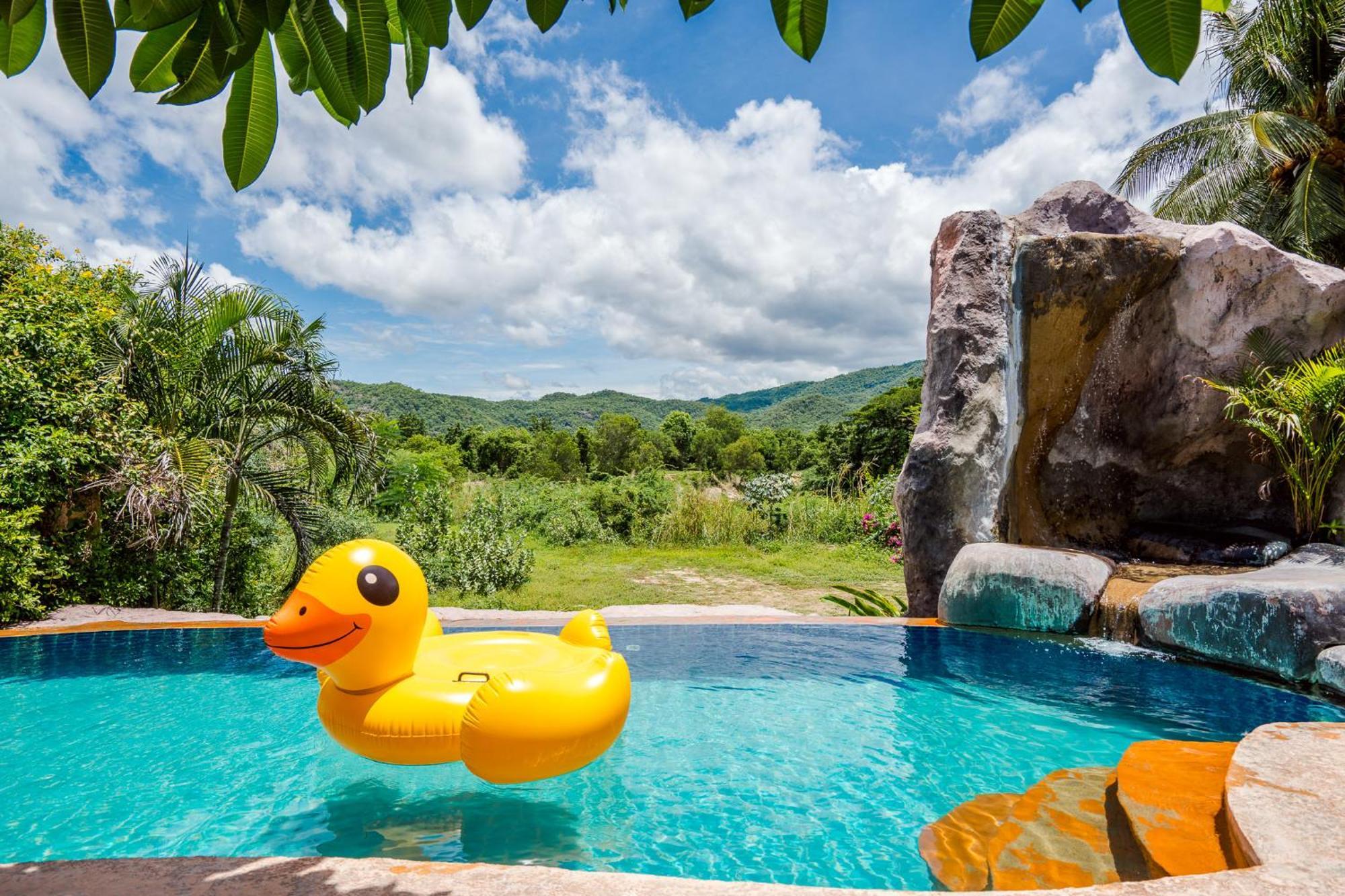 Huahin I-Din Poolvilla วิลล่ากลางธรรมชาติ วิวภูเขา เป็นส่วนตัว Bagian luar foto